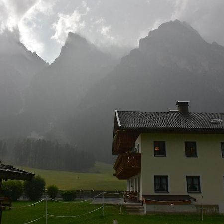 Auenhof Apartment Gschnitz Екстериор снимка